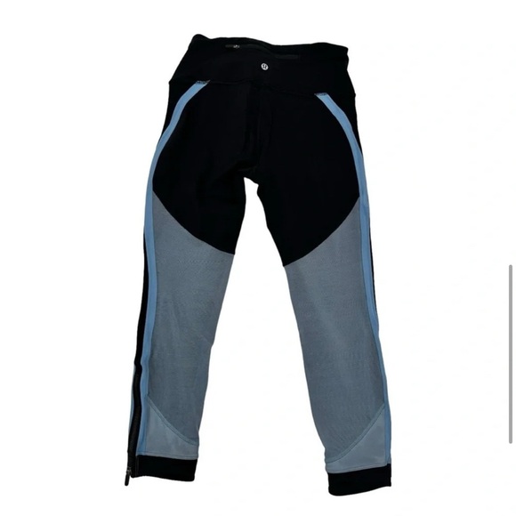 Lululemon Zip The Line Crop 23” Black / Utility Blue - Picture 6 of 9